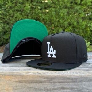 🔥New Era LA Dodgers Black/Green UnderVisor 59Fifty Hat